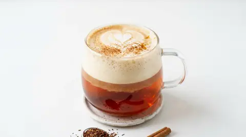 Cannabis-Rooibos Latte