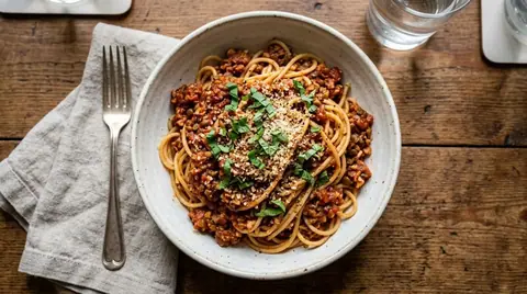 Vegane Cannabis-Bolognese